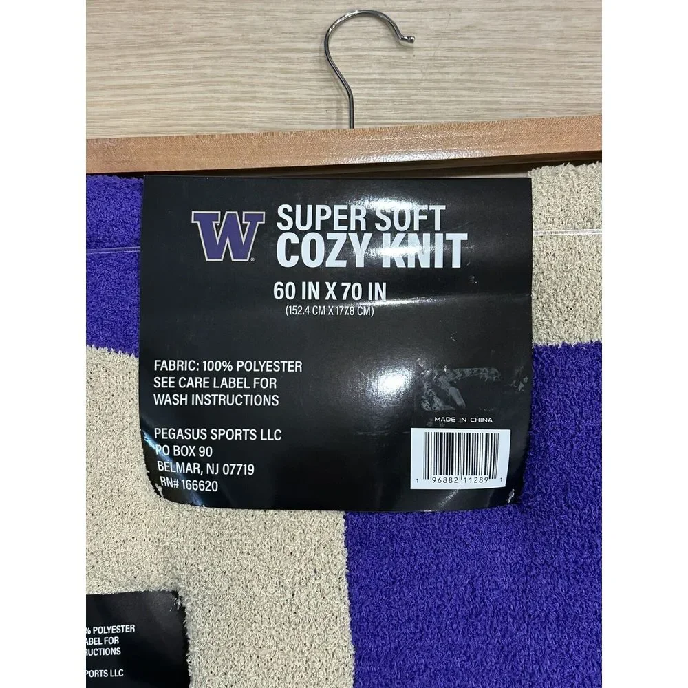 Washington Huskies Super Soft Cozy Knit 60X 70 Inch Blanket‎ - Picture 5 of 7